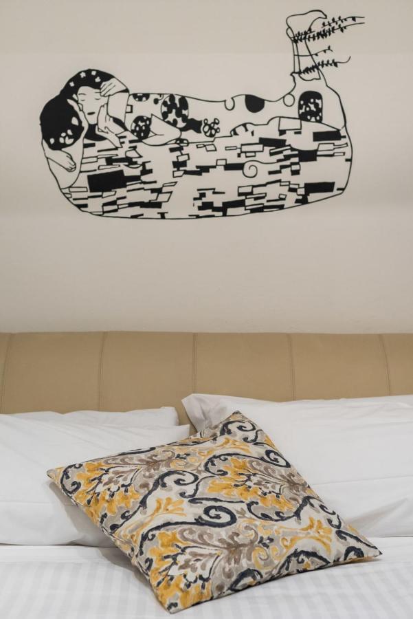 Art Gallery Apartment In Florence - Hosted By Sweetstay Exterior photo